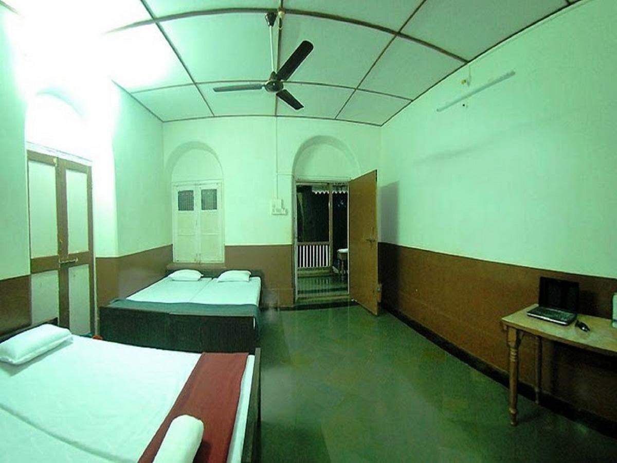 Cecil Hotel Matheran Dış mekan fotoğraf